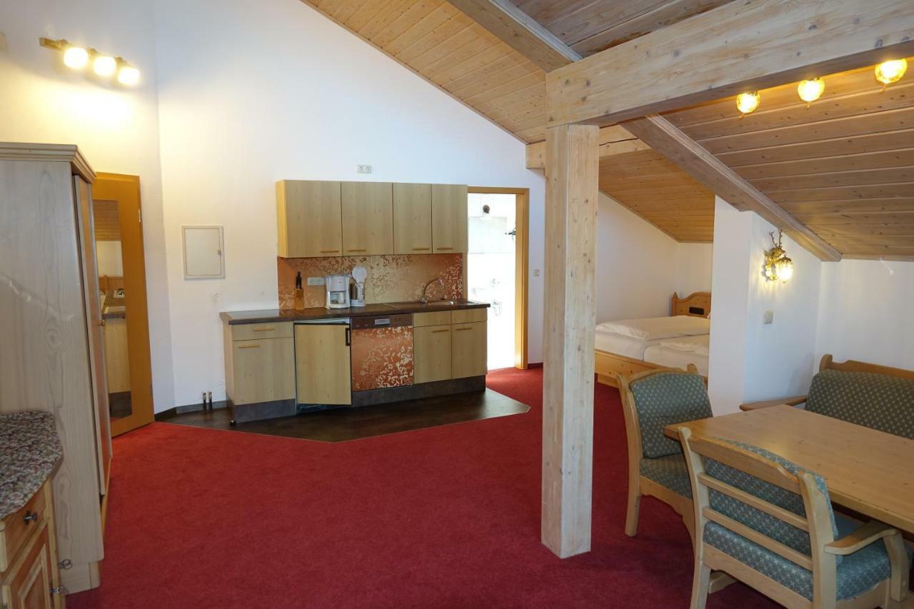 Gaestehaus Guggomos "Hopfen Am See" Füssen Zewnętrze zdjęcie